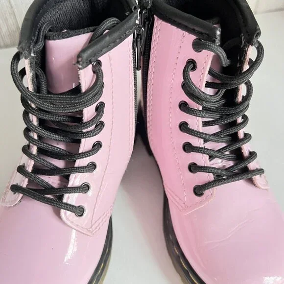 Girl's Grade School 1460 “Pale Pink” Patent Combat Boots Size 8 - Picture 10 of 16